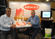 Hans de Kort en Arno Westhoven van Aqua-Aid. Aqua-aid is begonnen in de groensector voor het bodemvochtmanagement en is nu door Arno in de agf gerold met biostimulants, specialties en surfactants (wetting agents) binnenkort meer over dit bedrijf.